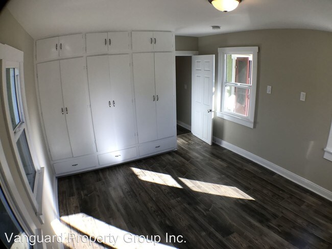 Foto del edificio - 333 Aguirre Ln