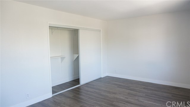 Building Photo - 1420 N Mansfield Ave
