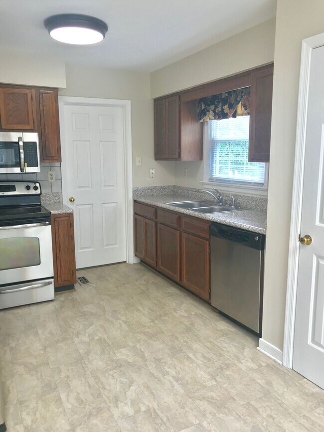 Foto del edificio - 4610 River Mill Ct