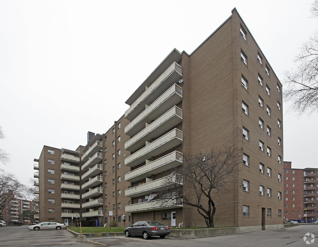 Building Photo - Paisley Court Apts