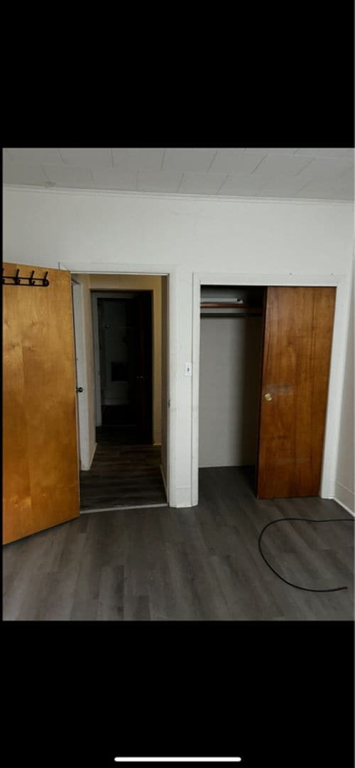 Foto del edificio - 361 Warren Ave