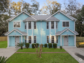 Building Photo - 220 Fir Ave