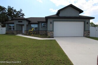 Building Photo - 432 Garvey Dr SW