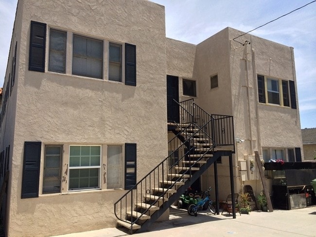 Building Photo - 2721 S Denison Ave