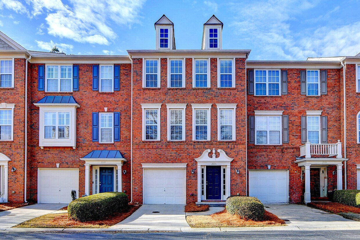 Primary Photo - 2026 Merrimont Way