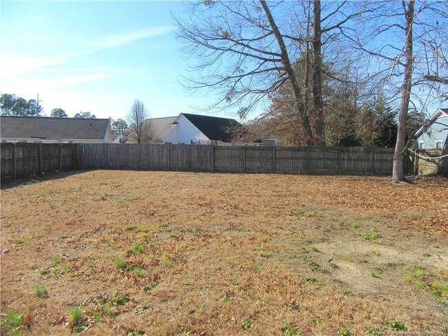 Foto del edificio - 300 Glen Allen St