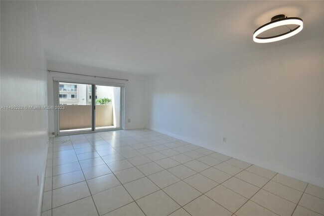 Building Photo - 7707 SW 86th St