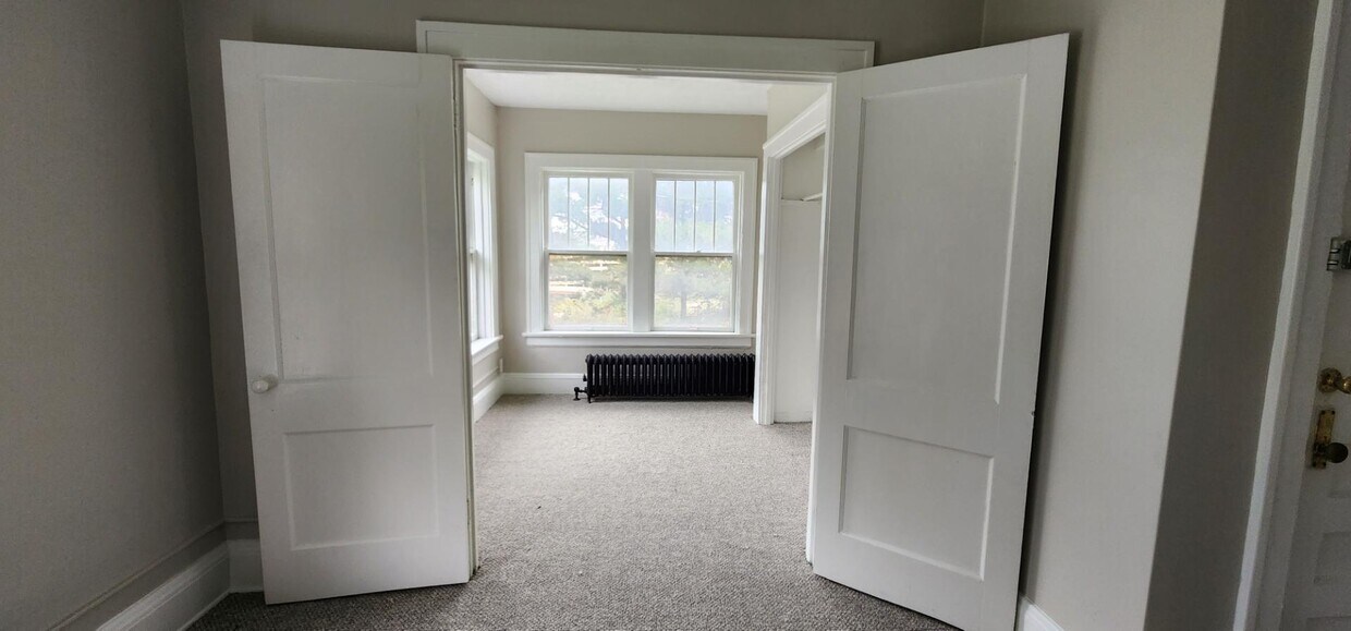 Foto principal - 146 King Dr