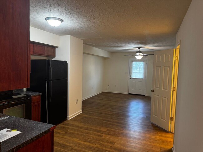 Foto del edificio - 115 Corvette View Ct