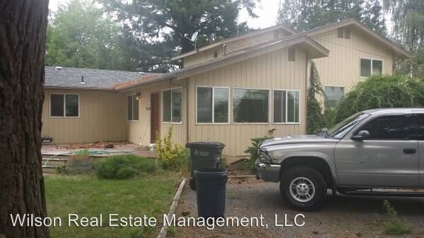 Foto principal - 3 br, 1.5 bath House - 400 ORCHARDVALE ROAD