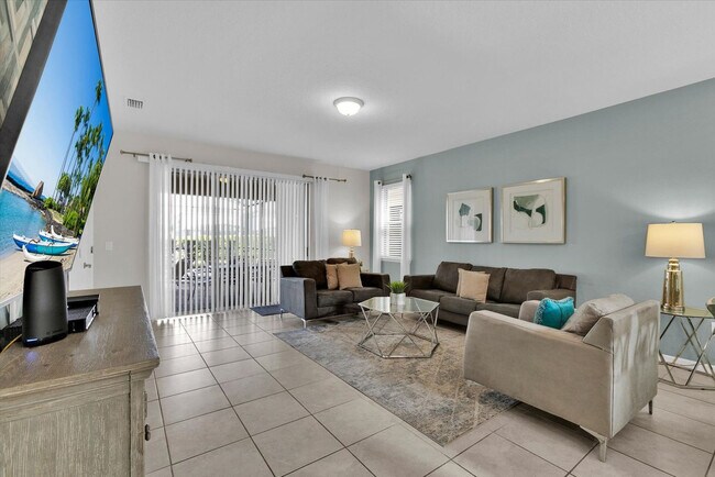Foto del edificio - 5541 Misty Oak Cir