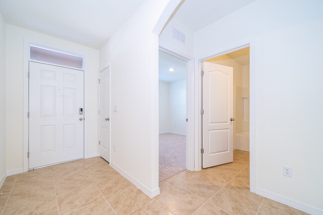 Building Photo - 1391 Fox Squirrel Dr