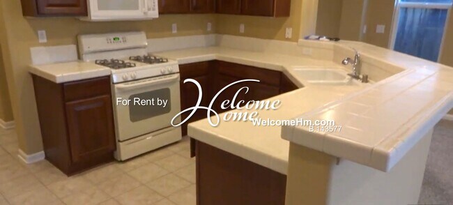 Foto del edificio - 9140 Spruce Creek Ct