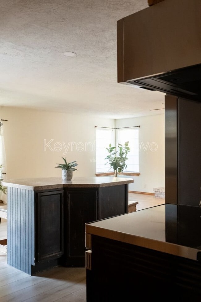 Foto del edificio - 1845 W 80 S