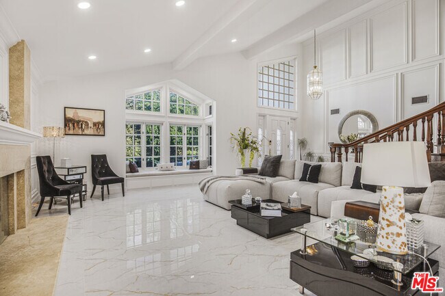 Foto del edificio - 6111 County Oak Rd