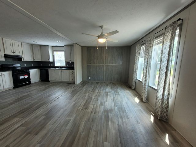 Building Photo - 356 Brutus Dr