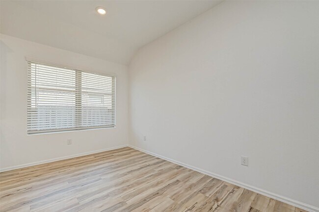 Building Photo - 21343 Bering Reach Dr