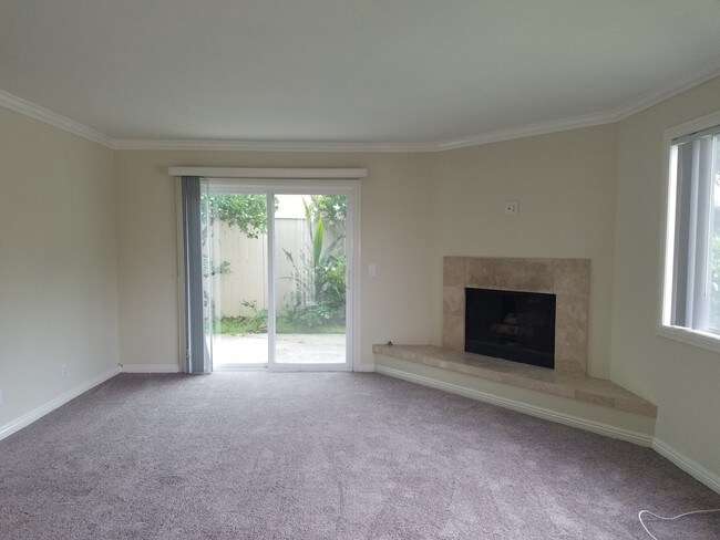 Foto del edificio - 2213 Pullman Ln