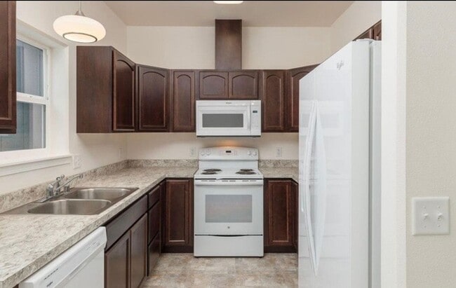 Foto del edificio - 1777 N Nina Cir
