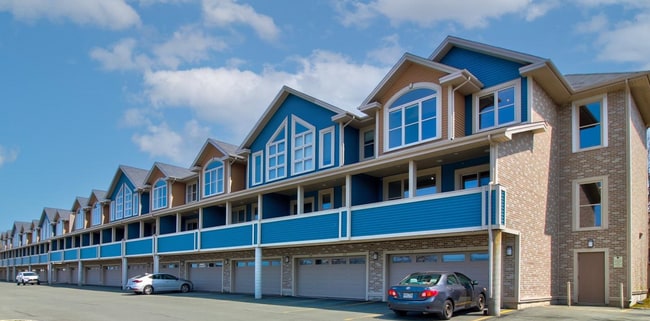 Building Photo - 10 Suvla St