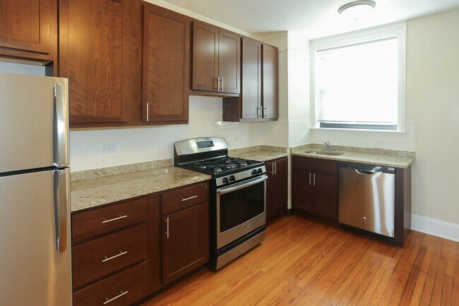 Foto del edificio - 4604 N Winchester Ave