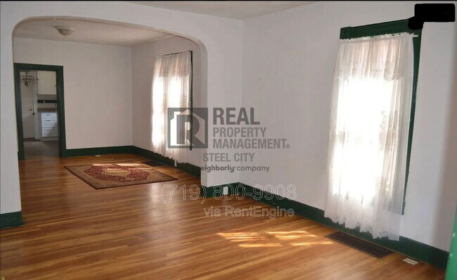 Foto del edificio - 1012 Cedar St