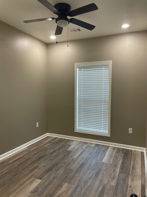 Foto del edificio - 2619 Grand Ln