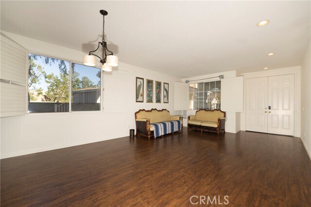 Foto del edificio - 6319 Lavender St