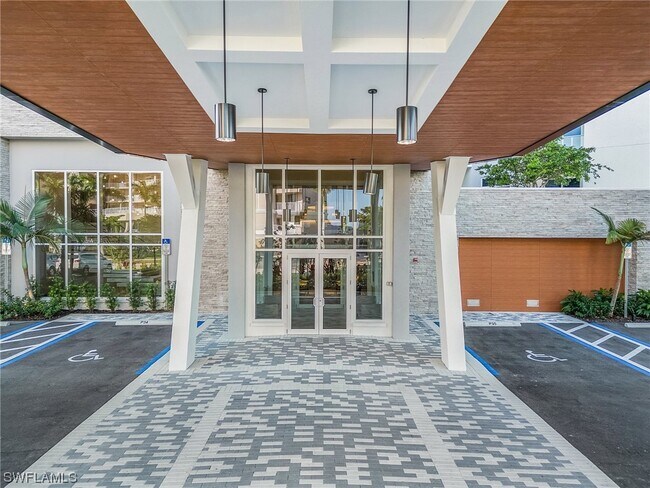 Foto del edificio - 4142 Bay Beach Ln