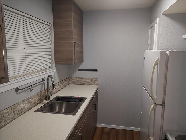 Foto del edificio - 1514 Parker Ln