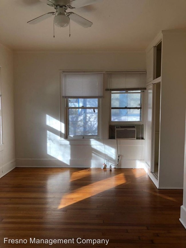 Building Photo - 833 N Van Ness Ave