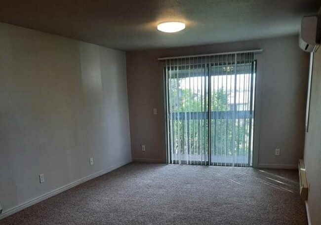 Building Photo - 3655 Maiben Ave