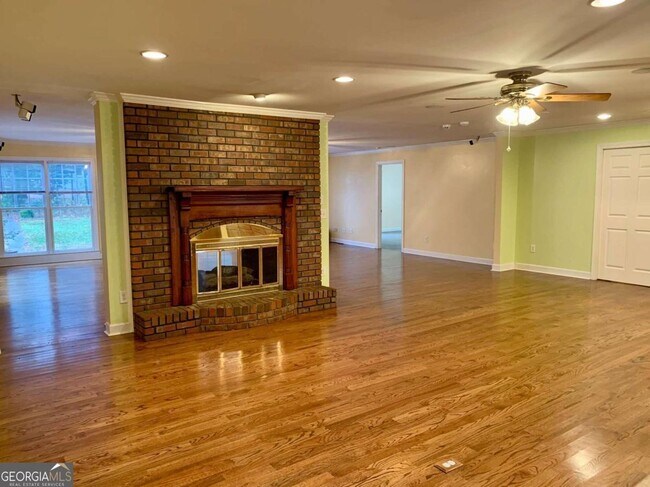 Foto del edificio - 2650 Sheffield Ct