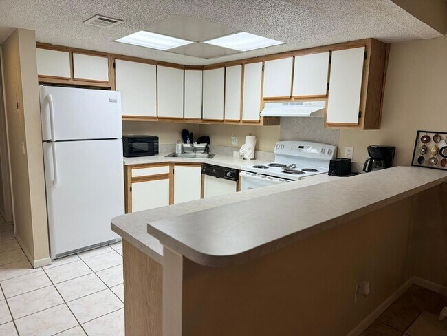 Foto del edificio - 1680 Sunny Brook Ln