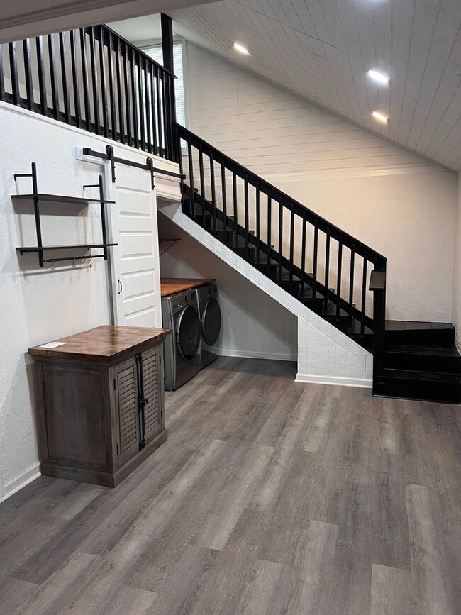 Foto del edificio - 4305 10th Ave