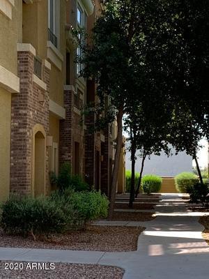 Foto del edificio - 18250 N Cave Creek Rd