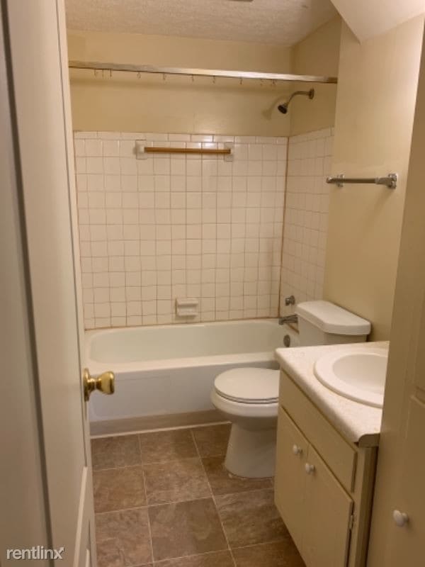 Building Photo - 4739 20th St NW