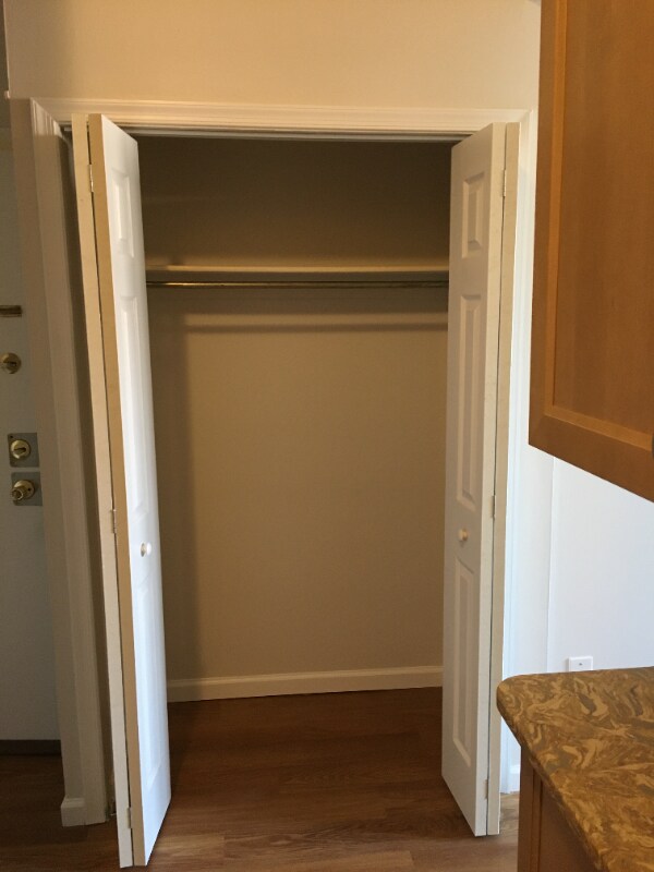 Foto del edificio - 810 St Paul St