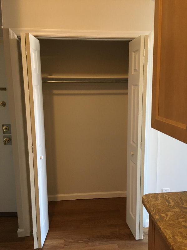 Building Photo - 810 St Paul St