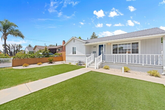 Building Photo - Charming 2-Bedroom Home in Ventura