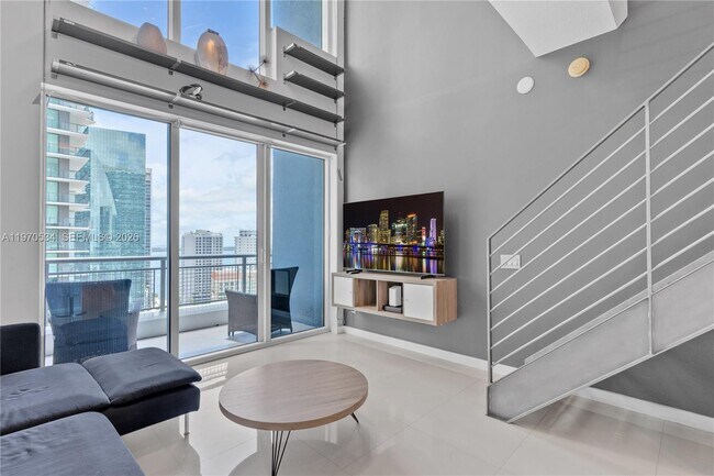 Foto del edificio - 60 SW 13th St