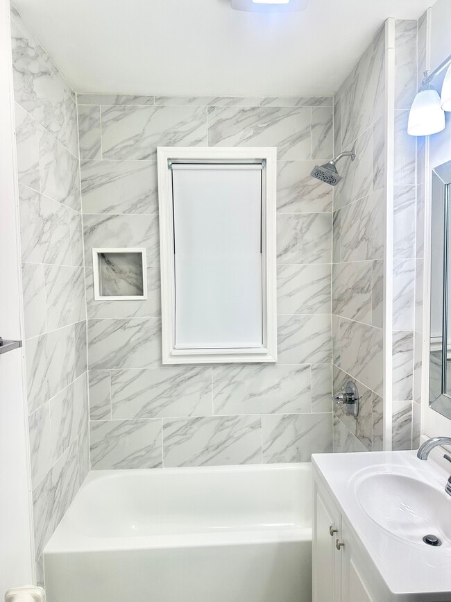 Building Photo - 67 Tremont Ave