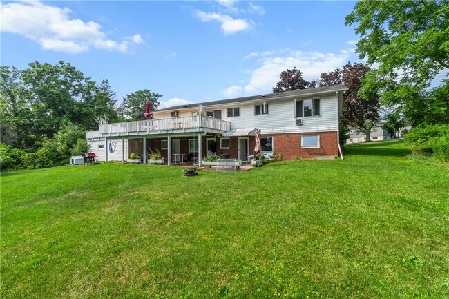 Foto del edificio - 137 Honness Ln