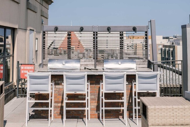 Foto del edificio - 1301 Thomas Circle