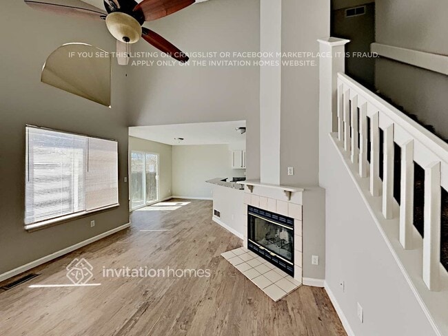 Building Photo - 8885 Cloverleaf Cir