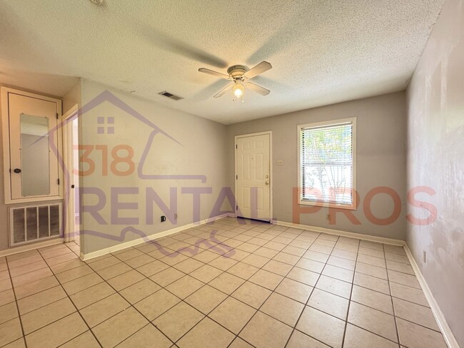 Foto del edificio - 904/906 Sybil Dr. Duplex