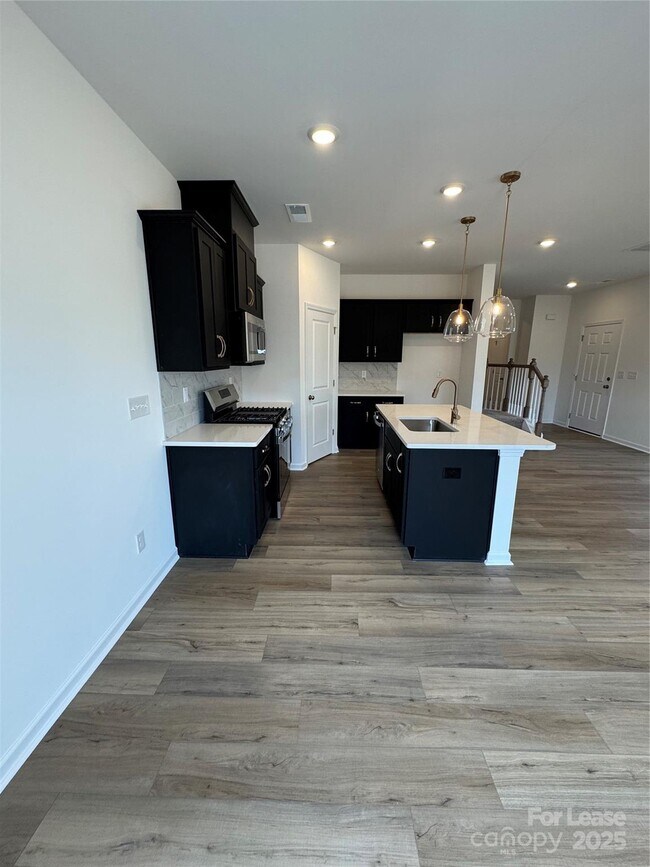 Foto del edificio - 757 Lock Haven Dr NW