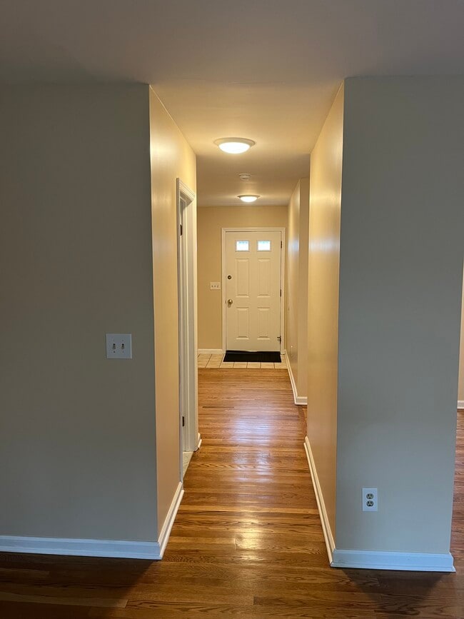 Building Photo - 426 Courtland Ave