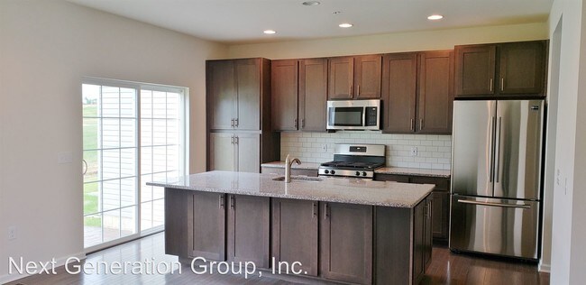 Building Photo - 3 br, 2.5 bath House - 1409 Blue Barn Rd