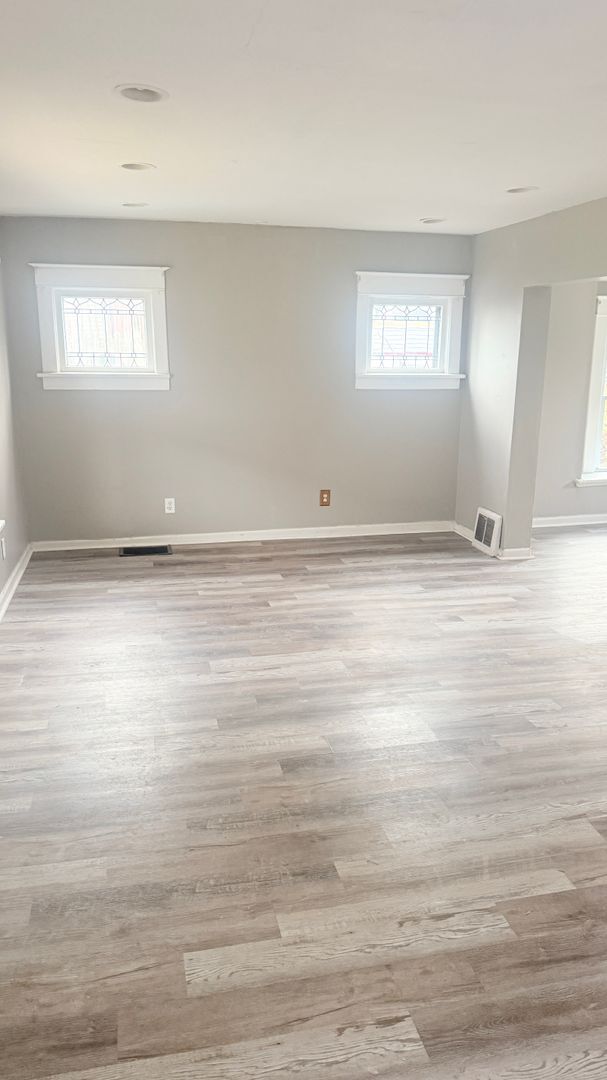 Foto del edificio - Large 3 bedroom Single Family Home READY NOW